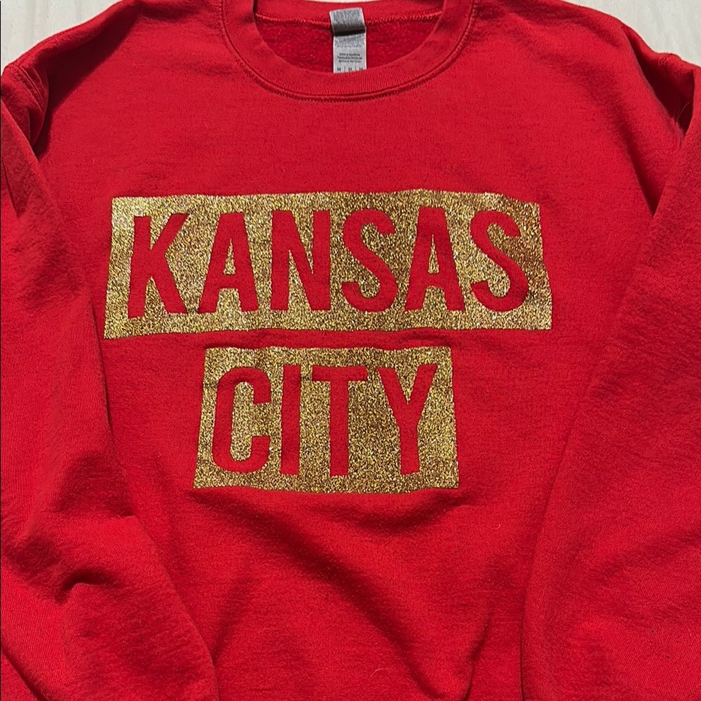 Gildan Red Crew Neck Sweater with Gold Print